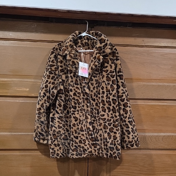 Fashion Brand Company Jackets & Blazers - Fashion Brand Company Leopard Print Faux Fur Peacoat - Brown & Black